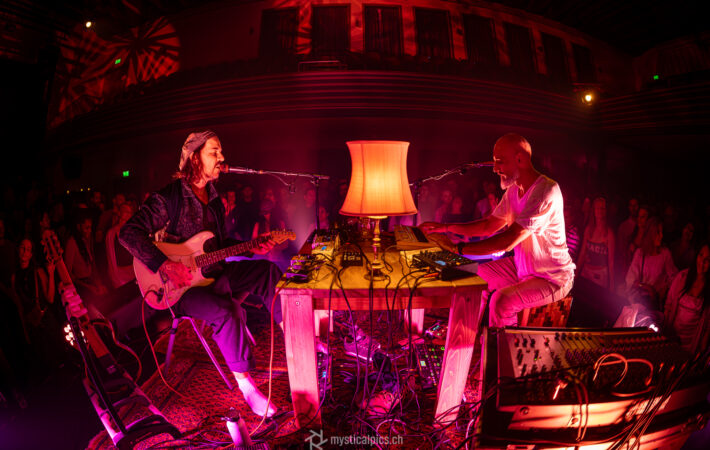 AWARE – ZÜRICH 18.05.